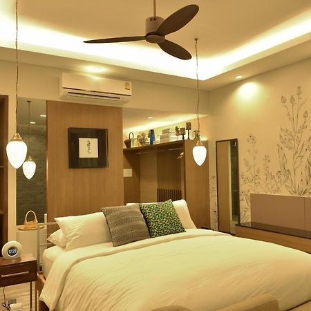 Tungtong Beach Villas Thap Sakae Екстериор снимка