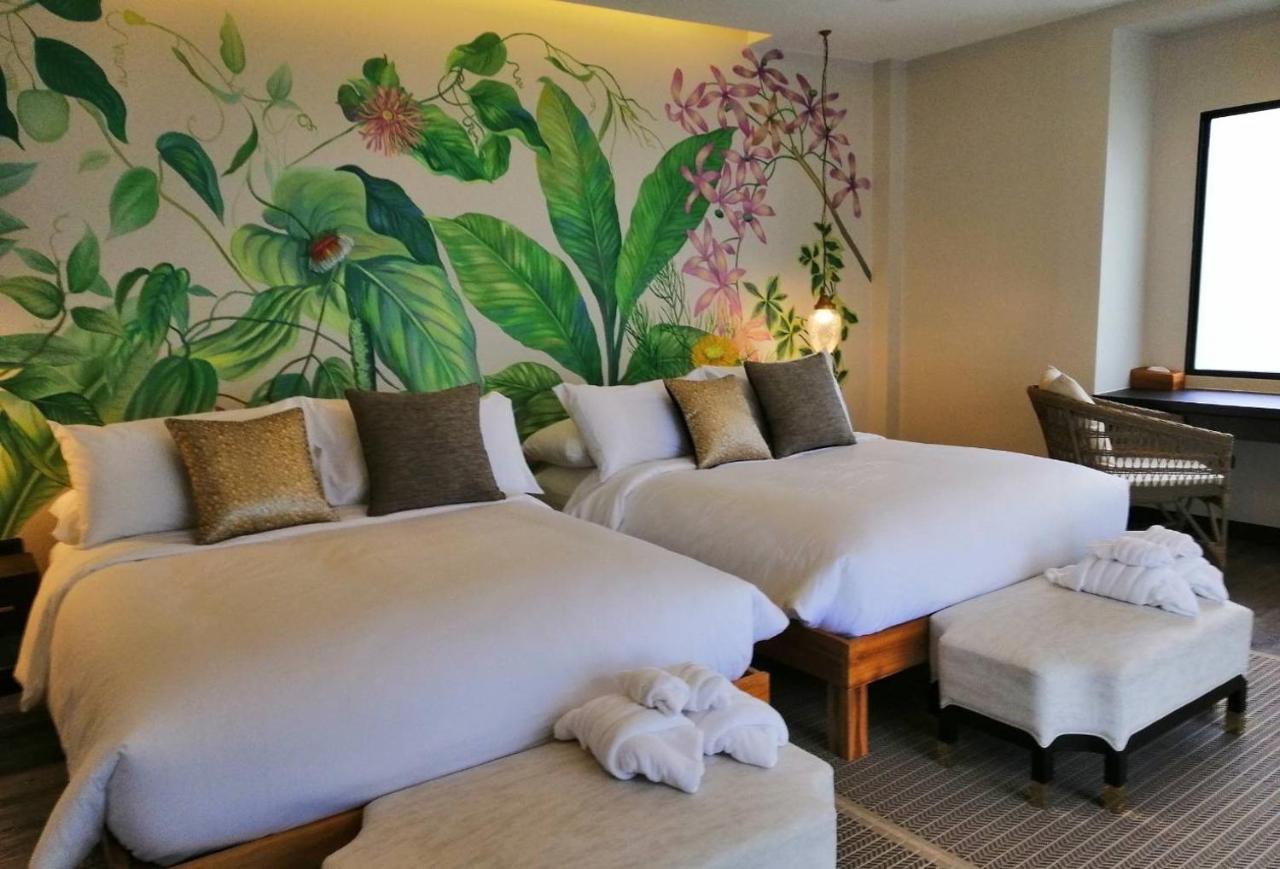 Tungtong Beach Villas Thap Sakae Екстериор снимка