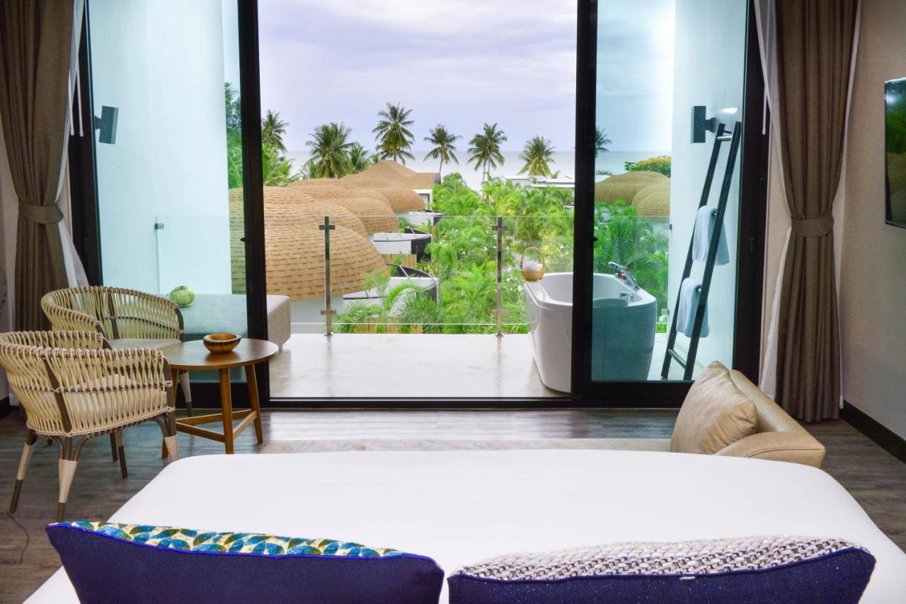 Tungtong Beach Villas Thap Sakae Екстериор снимка