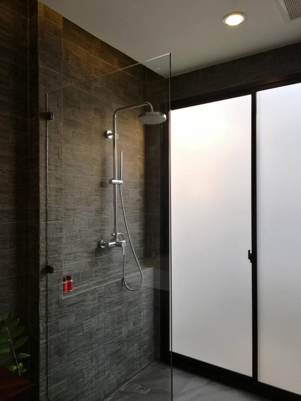 Tungtong Beach Villas Thap Sakae Екстериор снимка